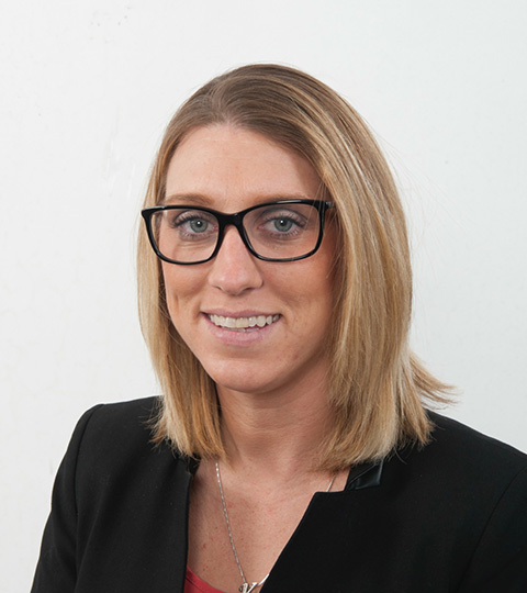 Kelly Mann headshot